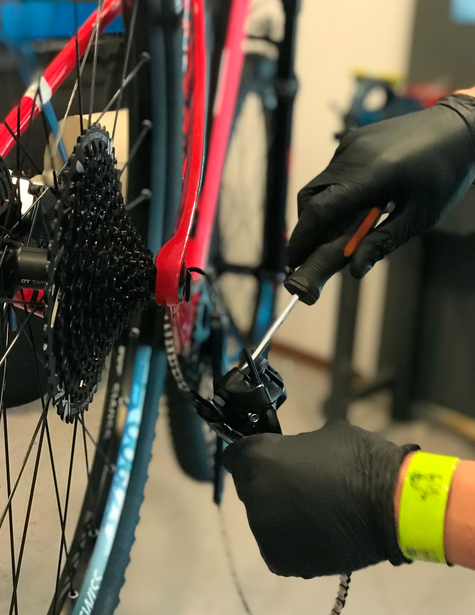 workshop for bikes in girona